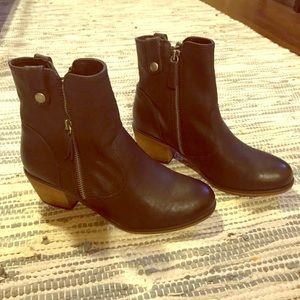 Black Booties